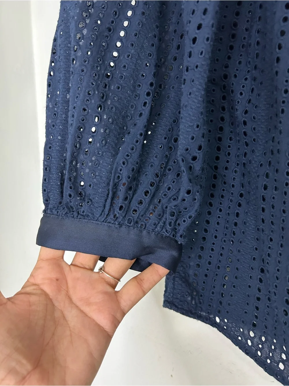 Banana Republic XS Navy Eyelet Lace Blouse & Black Lace Top Bundle Romantic
